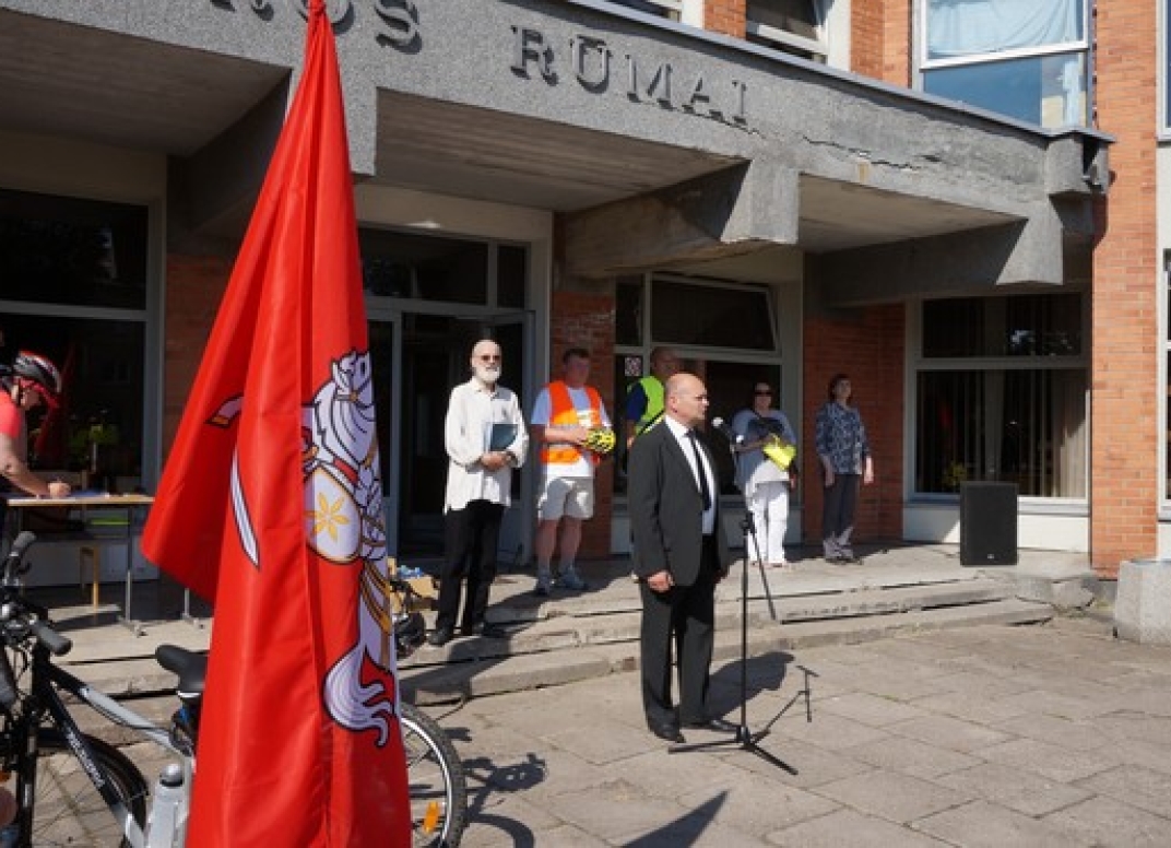 Mero pavaduotojas Kazimieras Augulis palinkėjo žygeiviams gero, palankaus vėjo