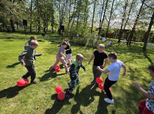 Vaiko dienos šventė – pilna juoko, žaidimų ir šypsenų
