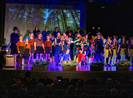 Baisogalos kultūros centre – nuostabus miuziklas „Mėlyna sraigė“