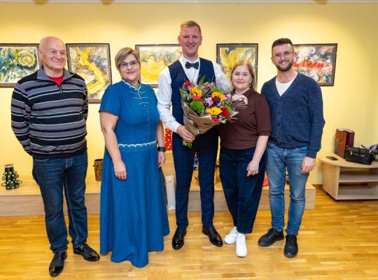 „Gyvenimas su daina“ – vakaras, kupinas muzikos, sveikinimų ir gražių emocijų