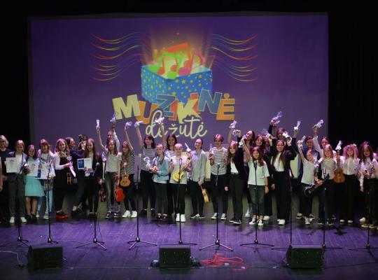 Muzikiniame konkurse-festivalyje – radviliškiečių pergalės
