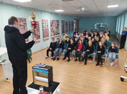 Edukacija apie lėlių teatrą vaikams