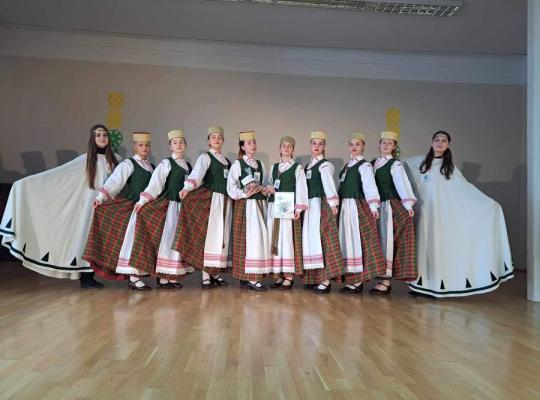 Baisogalos gimnazijos šokėjai šokių festivalyje „Šoku Lietuvai“ Joniškėlyje
