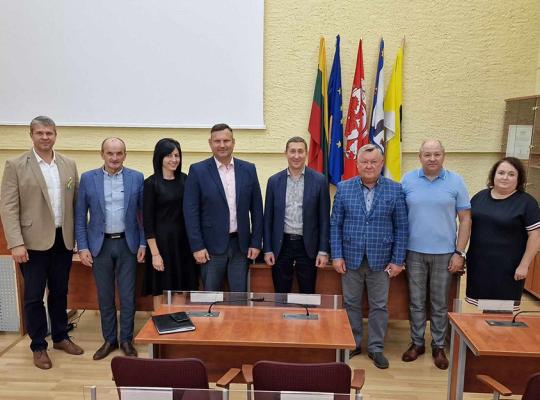 Umanės miestui – Radviliškio rajono parama sužeistiesiems gydyti 