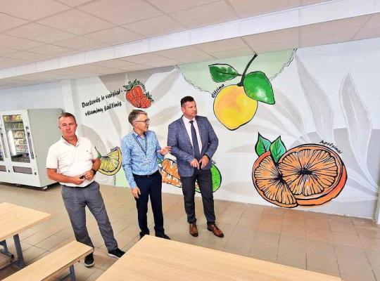 Radviliškio mokyklos žengia į priekį: atnaujinamos iš privatininkų perimtos valgyklos