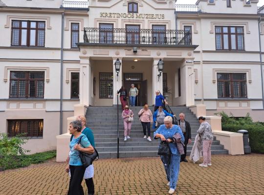 Radviliškio rajono neįgaliųjų draugija keliavo po Žemaitiją