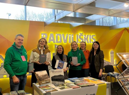 Radviliškio turizmo informacijos centras dalyvavo Vilniaus knygų mugėje