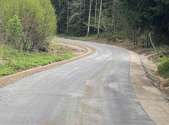 Išasfaltuotas kelias į vieną gražiausių Radviliškio rajono gamtos kampelių