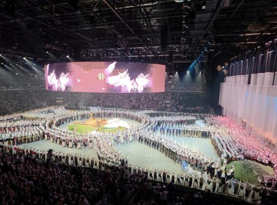 Radviliškio rajono meno kolektyvai dalyvavo 2026 m. Lietuvos moksleivių dainų šventėje „Laiku. Ratu. Kartu“