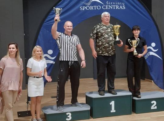 Radviliškiečių pasiekimai Lietuvos jaunimo rankų lenkimo čempionate