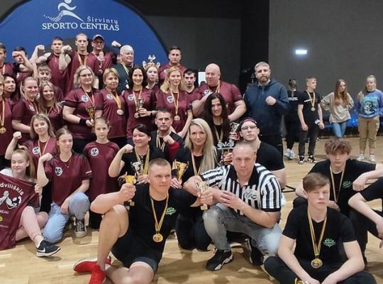 Radviliškiečiai – Lietuvos nacionalinio rankų lenkimo čempionato nugalėtojai