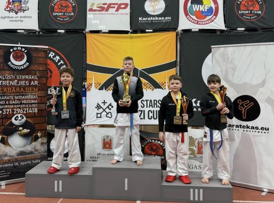 Jaunieji radviliškiečiai sportininkai jėgas išbandė Rygoje