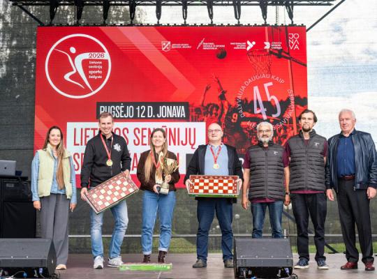 Lietuvos seniūnijų sporto žaidynėse mūsiškiai iškovojo 3 vietą