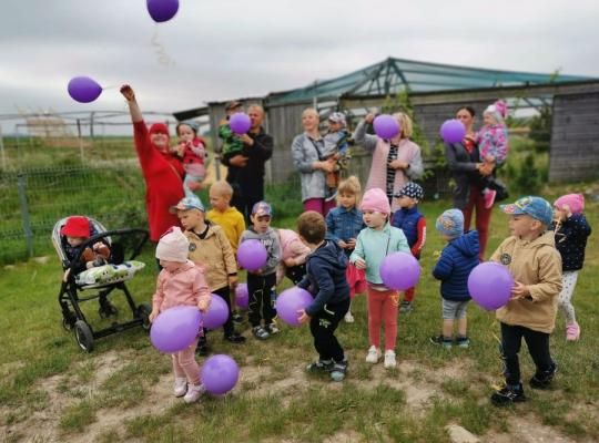 Nepamirštamas pociūnėliečių „Meškučių“ apsilankymas „Adomaitynėje“