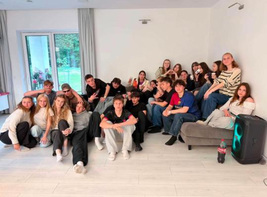 Nuo „Toksikos“ užkulisių iki Baltijos jūros paslapčių: kaip Kašurio ir Radviliškio Lizdeikos moksleiviai tyrinėjo ekologiją