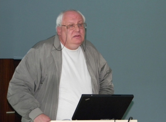 Pranešimą apie mūšio prieš bermontininkus reikšmę skaitė Šiaulių universiteto Istorijos katedros profesorius, daktaras Arūnas Gumuliauskas